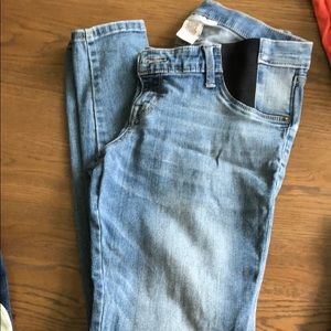Maternity jeggings